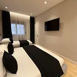 4 Otel Tiran